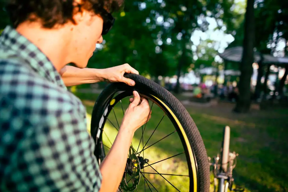 Étapes pour réparer une crevaison