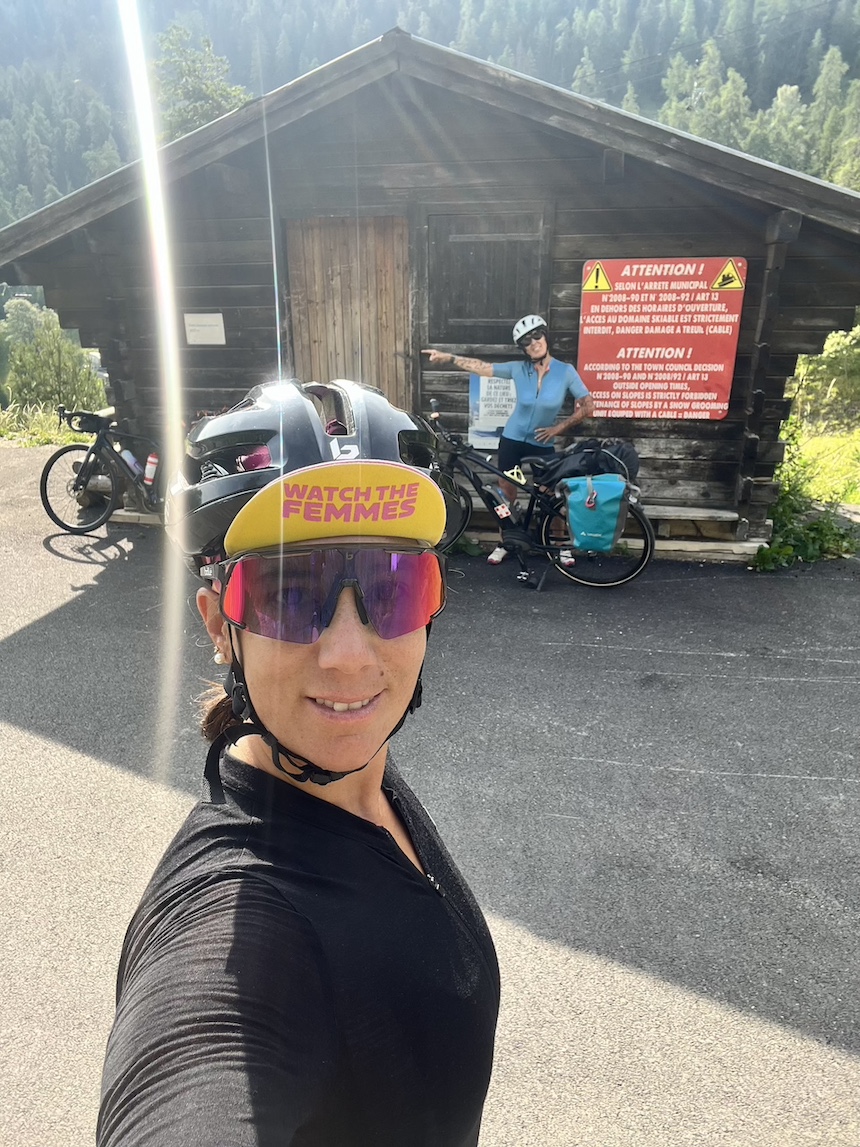 Marie Marchand-Arvier et Pascale pendant leur voyage à vélo