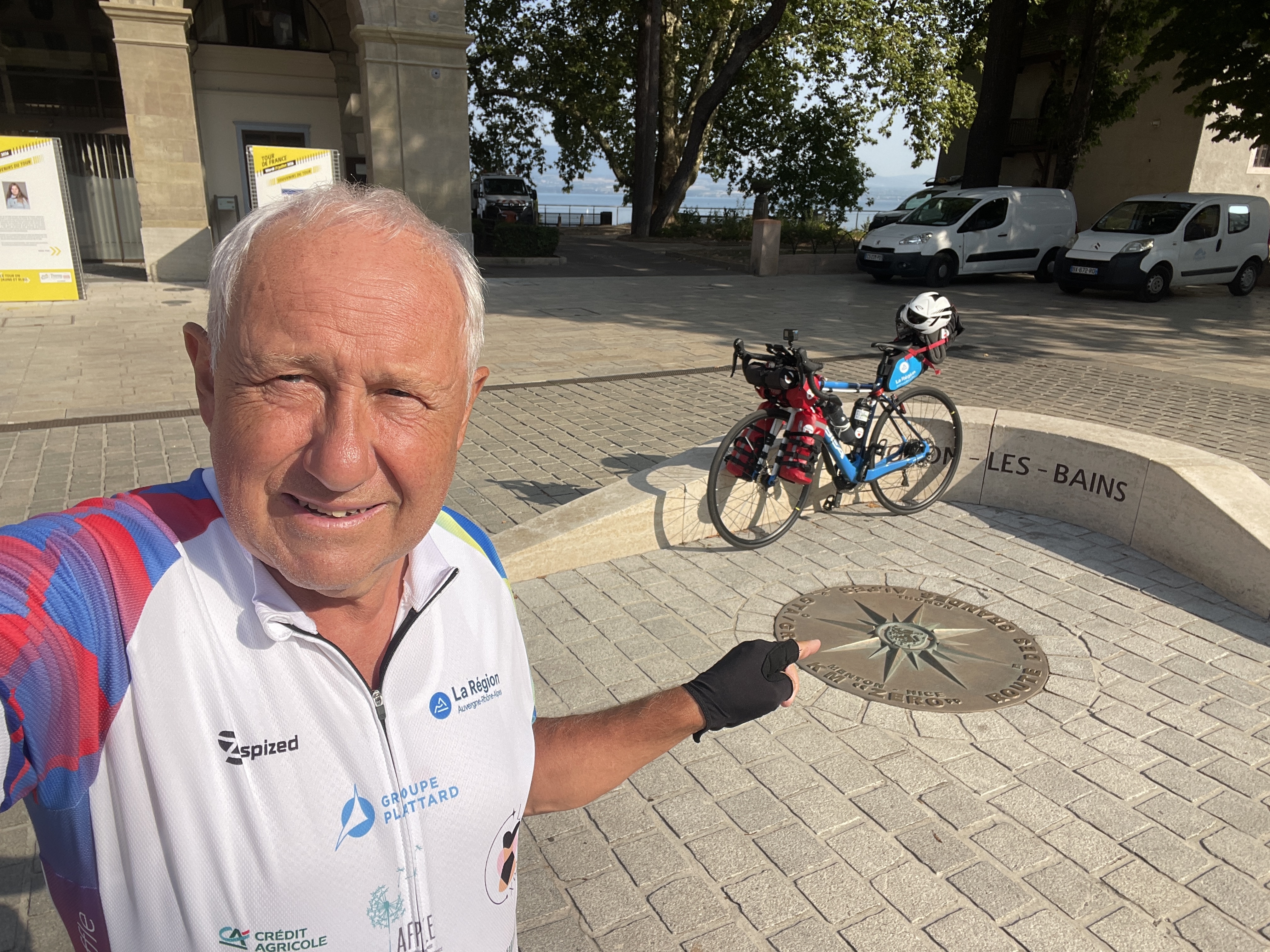 Papy Robert sur Route des Grandes Alpes en VAE
