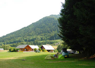 Aire naturelle de camping du Val Tamié - Les Combes