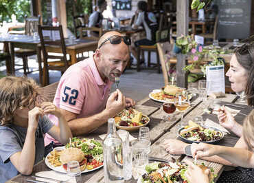 Restaurant végétarien à la ferme : Les jardins du Taillefer