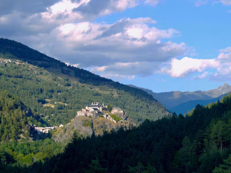 Chateau-Queyras, porte d'entrée du massif du Queyras