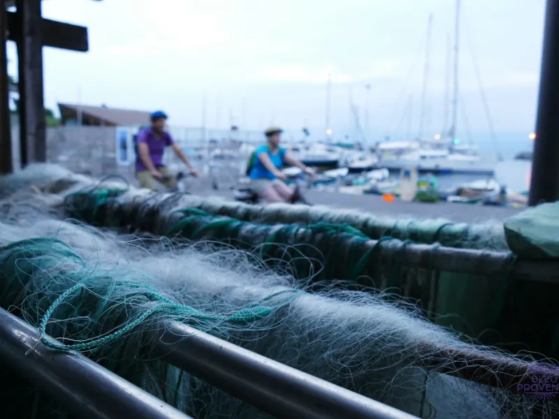 Sur le port de Thonon-les-Bains en gravel