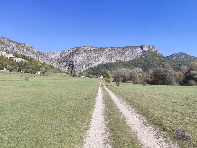 Les clues des vallées des Alpes Maritimes
