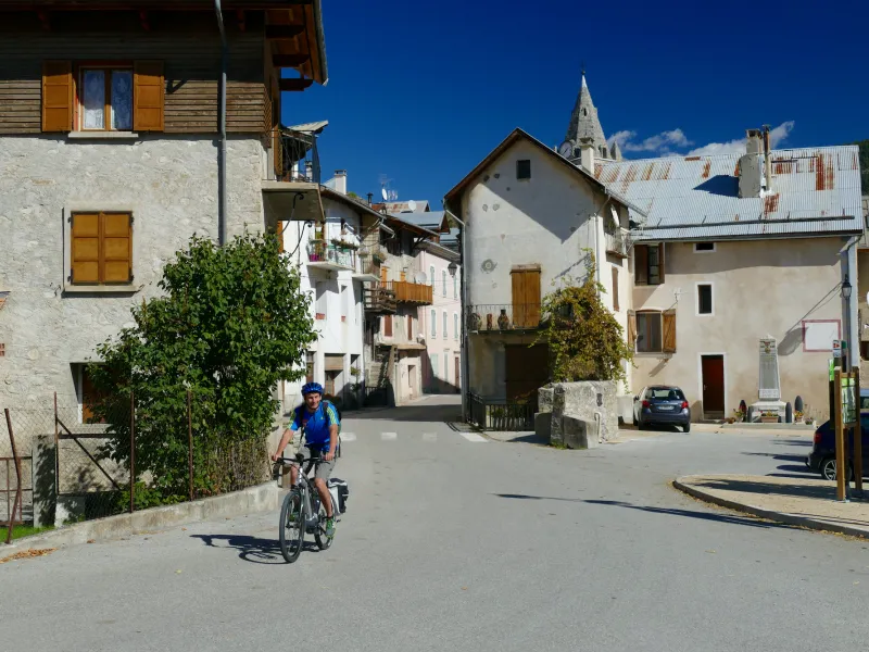 Etape au village de Thorame-Haute 