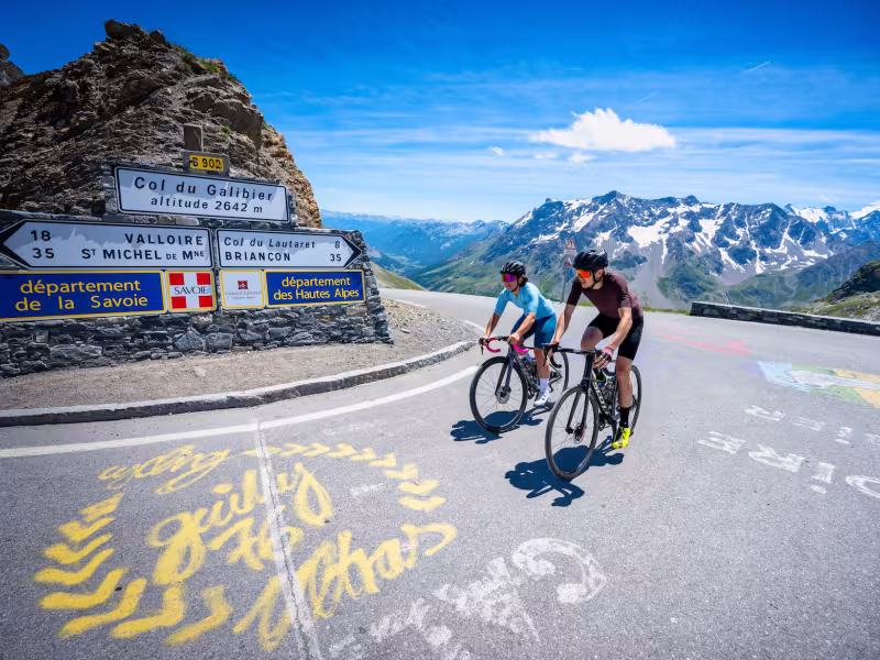 Arrivée au sommet du col du Galibier