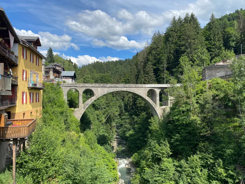 Pont sur l'Arly a Flumet