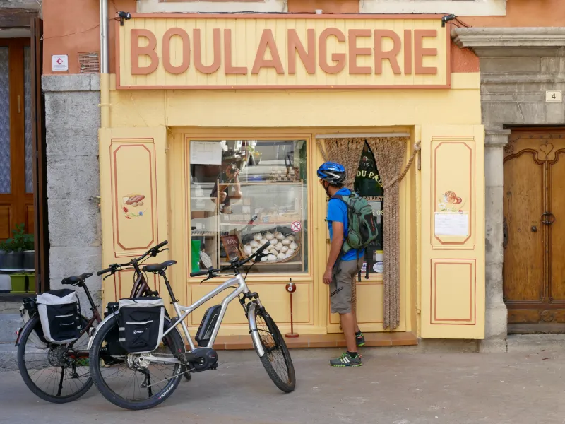 Ravitaillement à Saint-André-les-Alpes