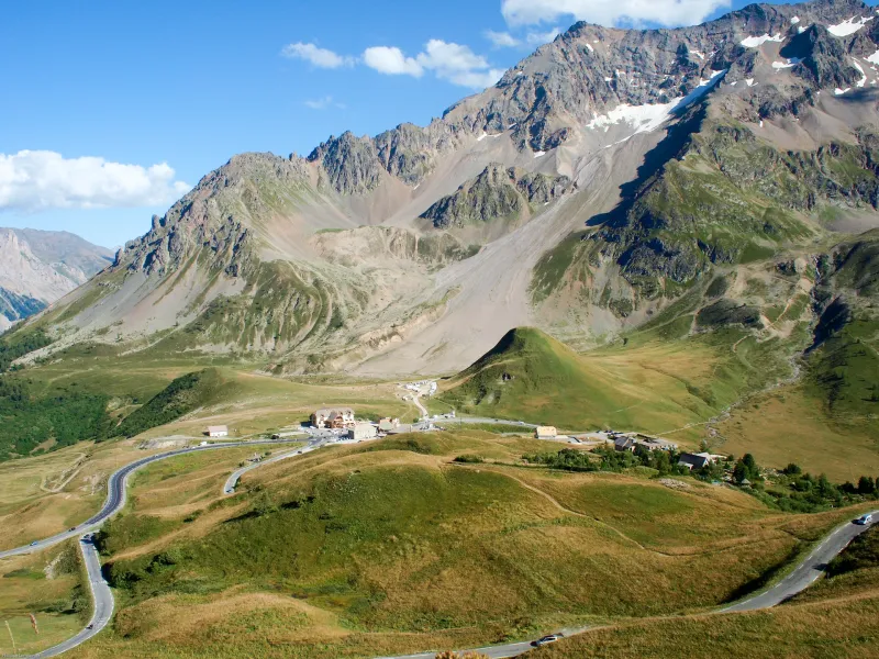 Vue sur le Col du Lautaret depuis la route du Col du Galibier