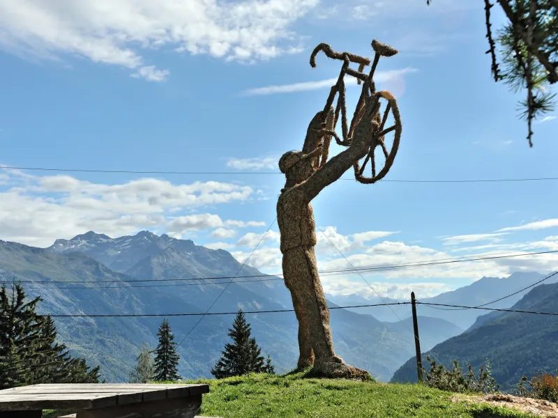 Géant de paille a Valloire