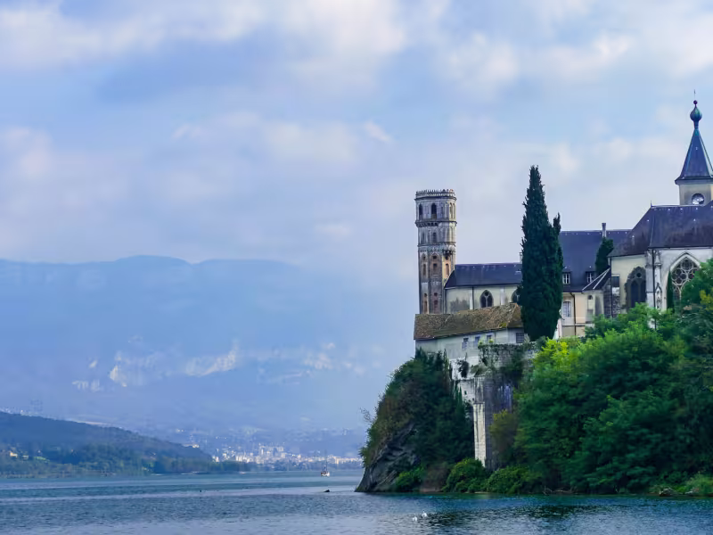 Abbaye de hautecombe - lac du bourget