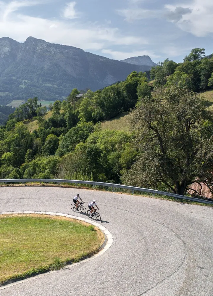 Montée cyclo à Manigod