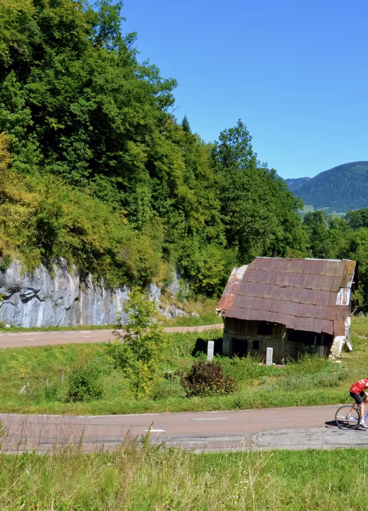 La montée du col du Frêne