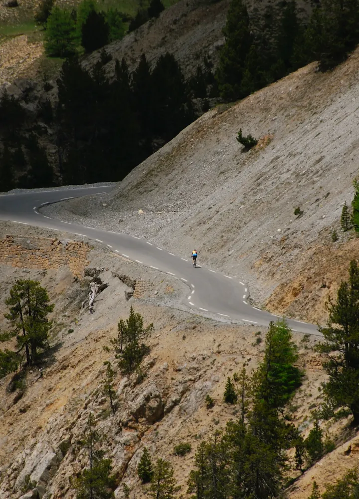 La fameuse Casse Deserte dans le versant sud du col d'Izoard