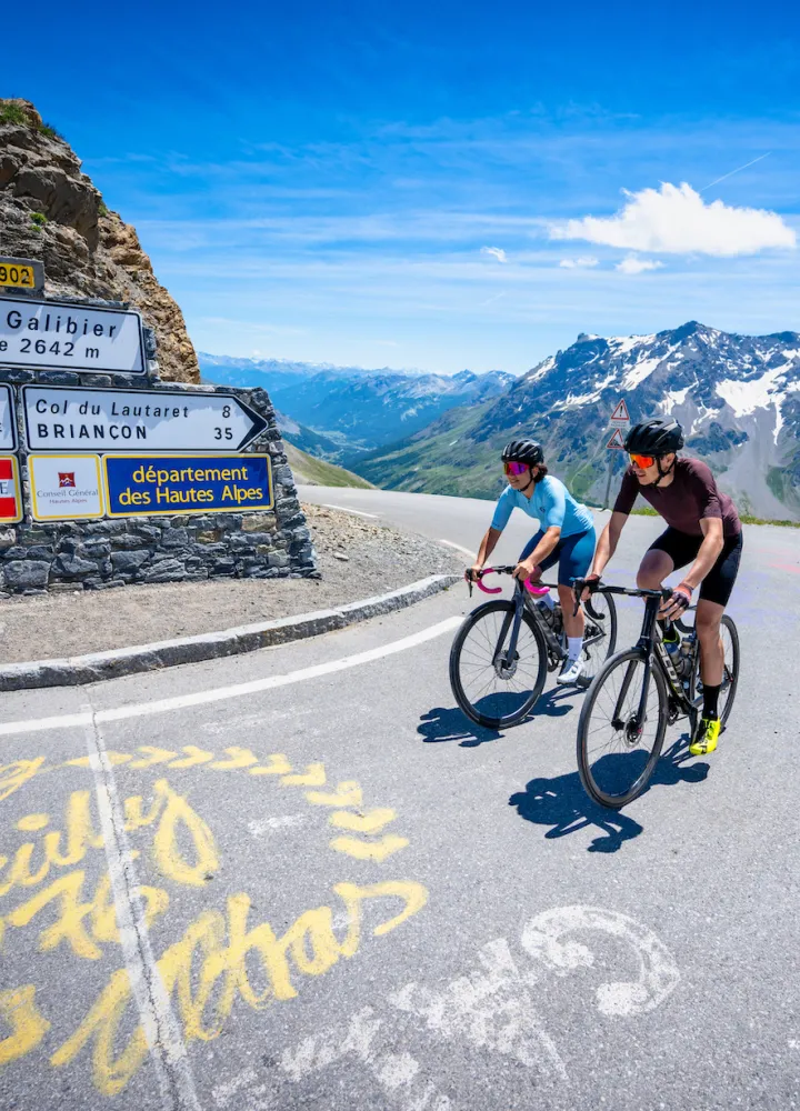 Arrivée au sommet du col du Galibier