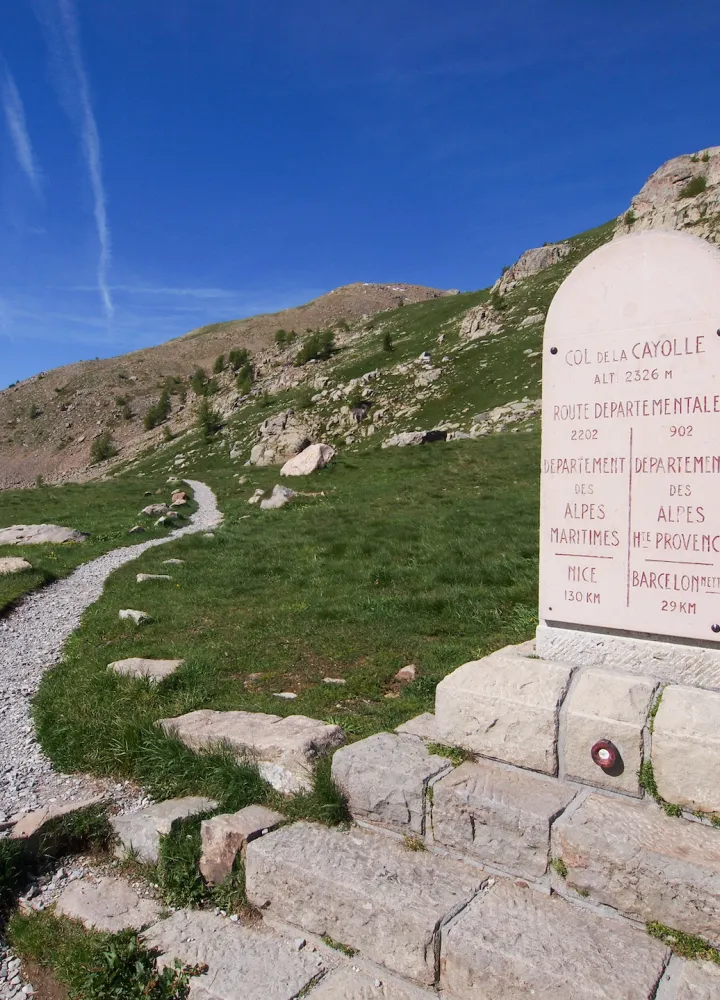 Le Col de la Cayolle, départ de randonnées vers le Parc National du Mercantour