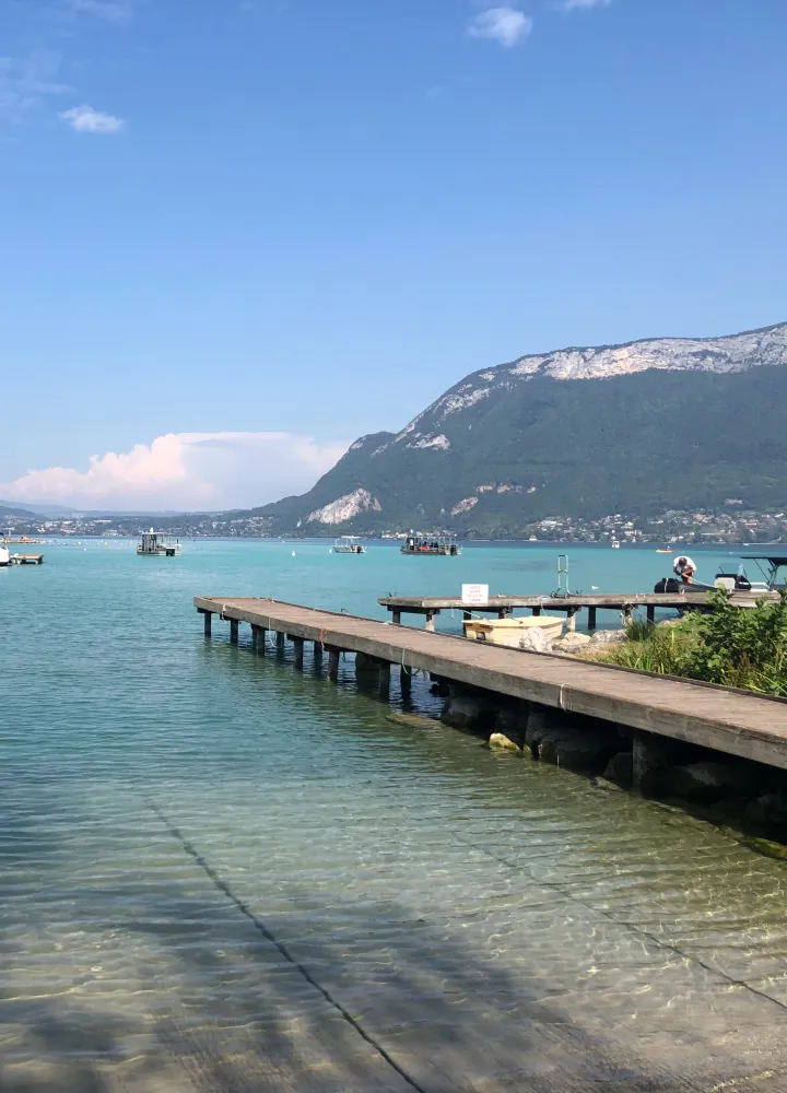 Le lac d'Annecy sur la variante entre Le Grand-Bornand et Beaufort-sur-Doron