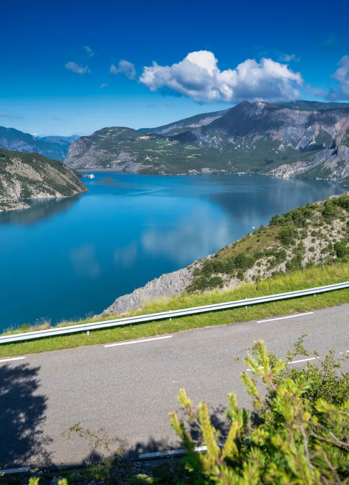 Lac et Barrage de Serre Ponçon