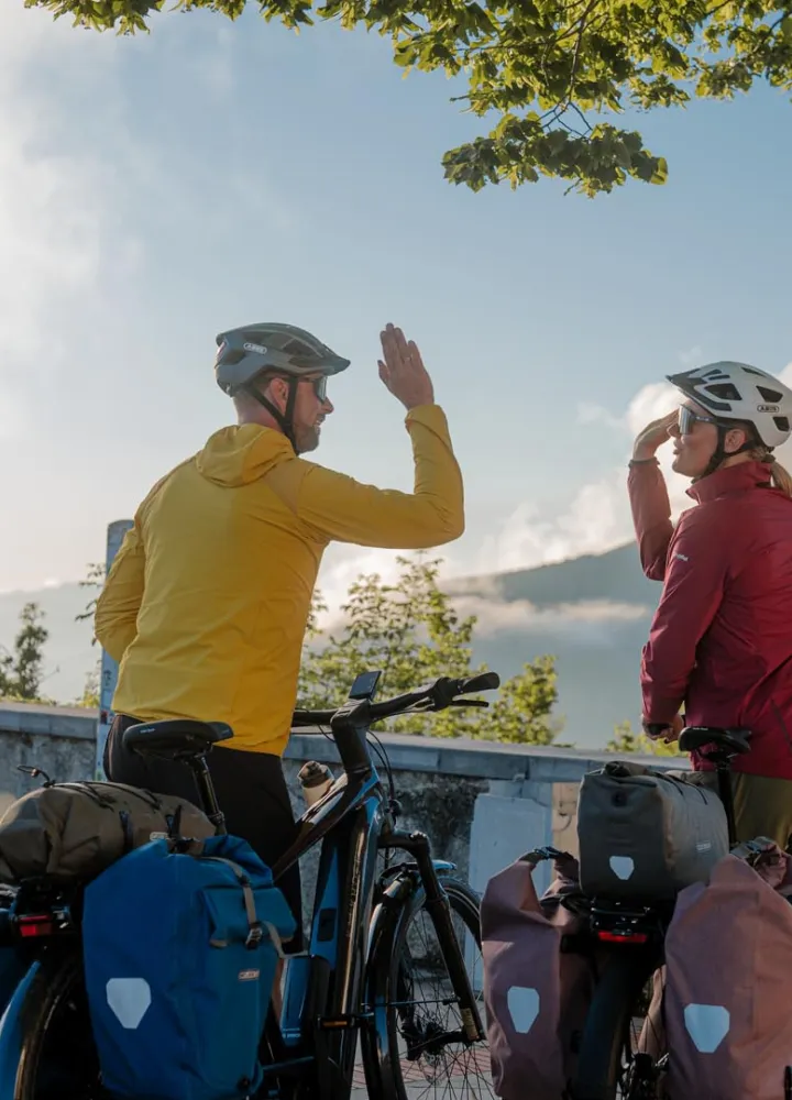 Freinage ABS Bosch sur Route des Grandes Alpes 