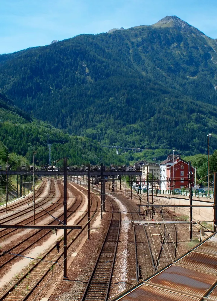 Venir en train sur Routes des Grandes Alpes à vélo