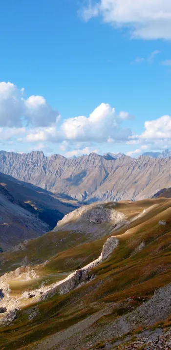 Ambiance lunaire au col de la Bonette