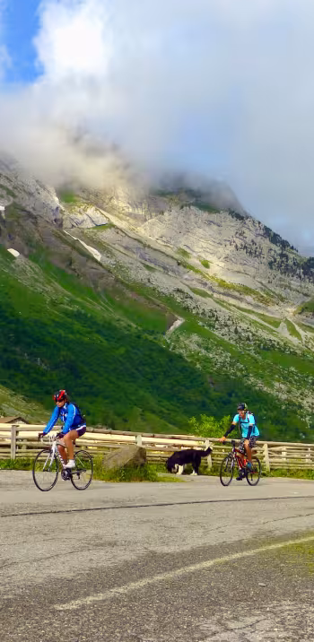 Passage du col des Aravis 