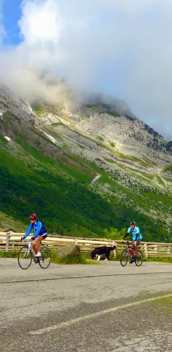 Passage du col des Aravis 