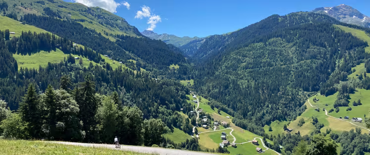 Areches et Vallee vers Saint Guerin