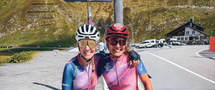 Nathalie et Loubna Oberpass