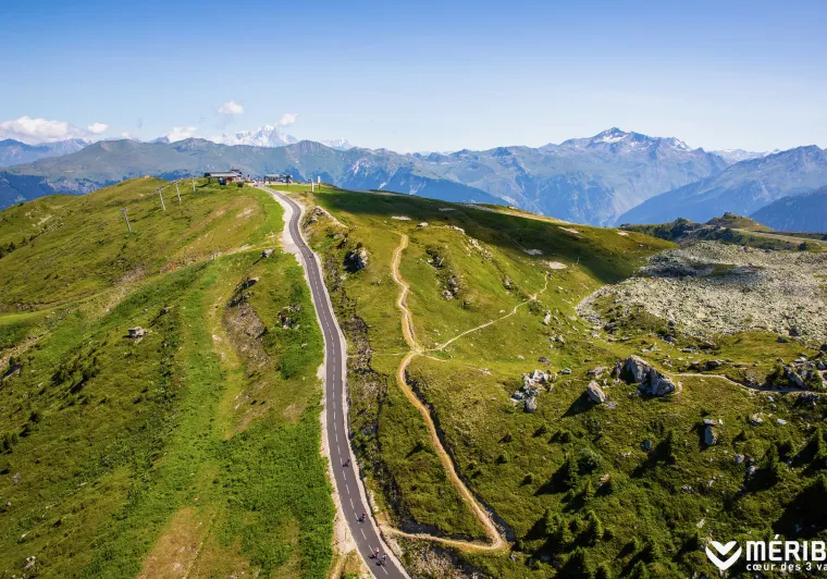 photo aérienne col de la Loze