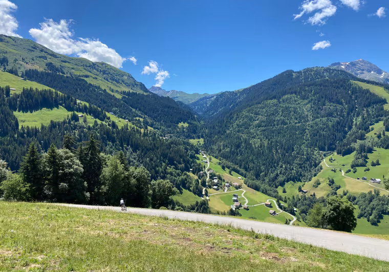 Areches et Vallee vers Saint Guerin