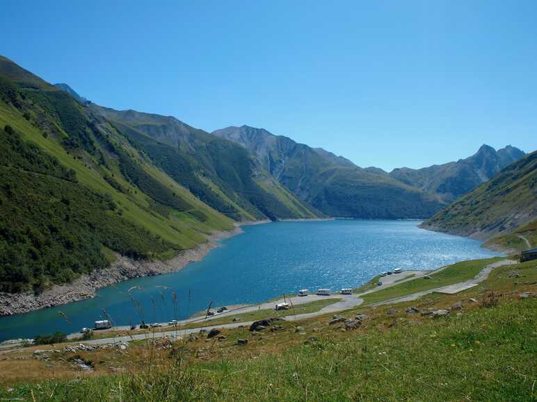 Le barrage et le lac de Grand’Maison 